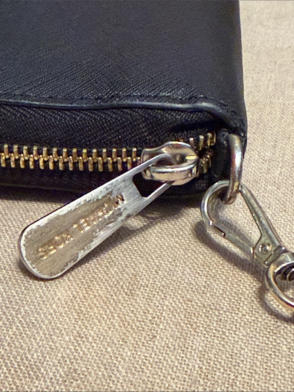 Michael Kors Black Saffiano Leather Zip Wristlet - Picture 4 of 11